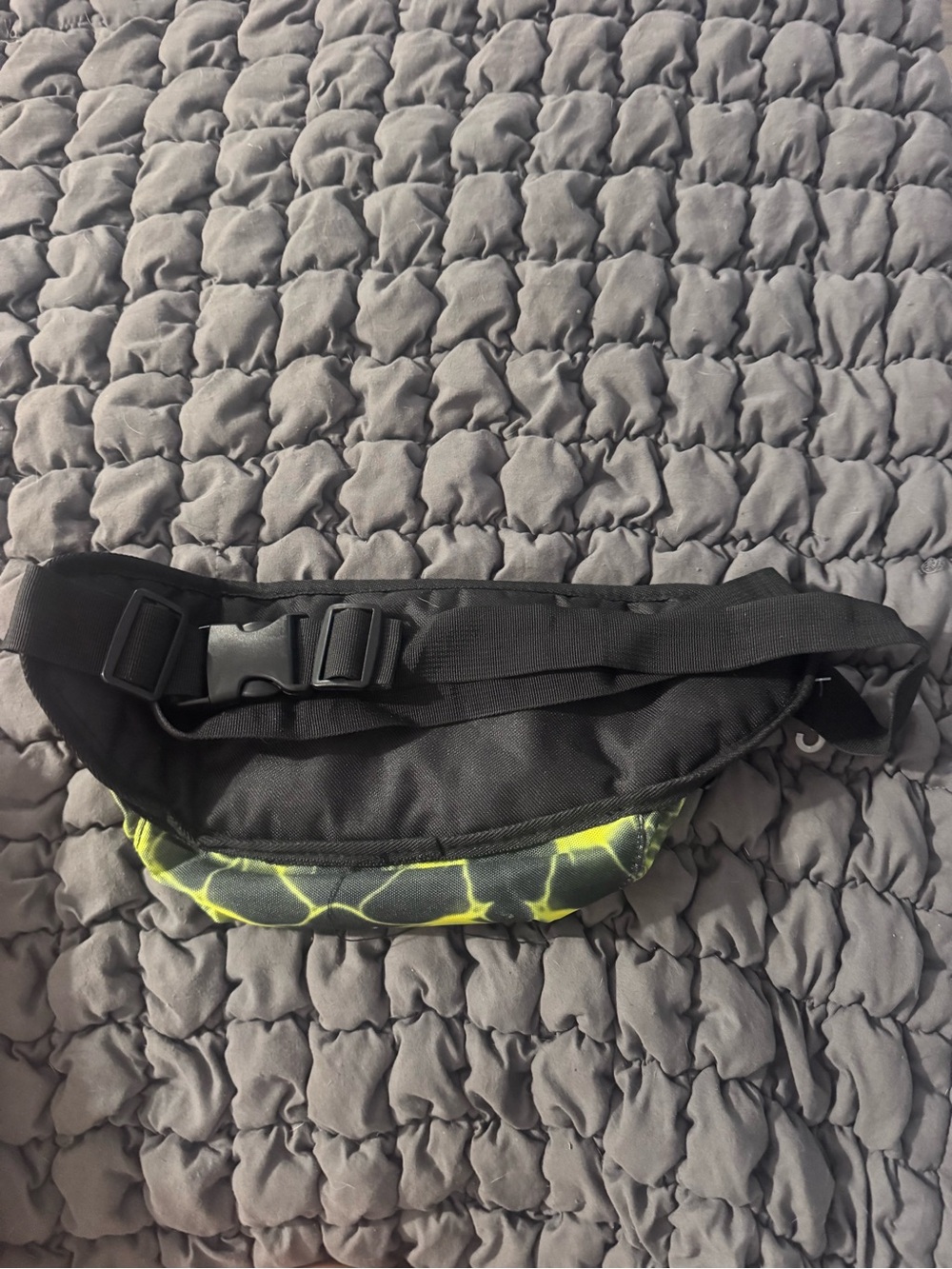 Supreme Neon Yellow & Black Logo Waist Pack - Picture 2 of 2